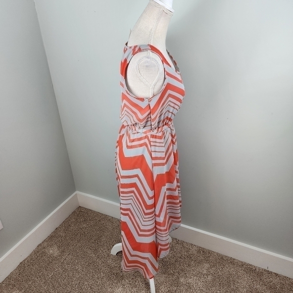 Andree Women’s Sleveless Elastic Waist Hi Low Hem Lined Dress Size Small - Picture 3 of 8